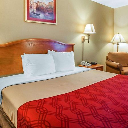Econo Lodge Brunswick Luaran gambar