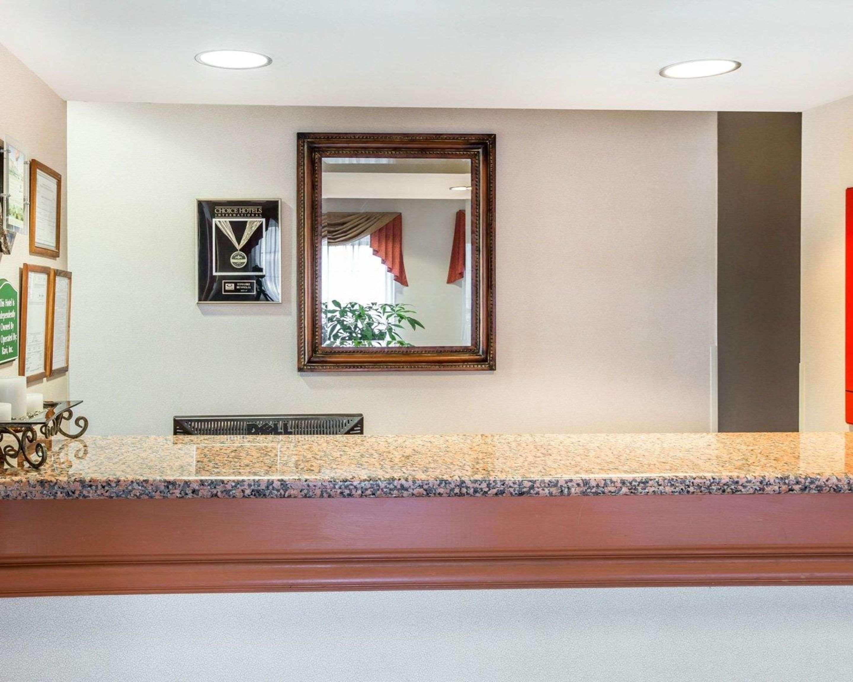Econo Lodge Brunswick Luaran gambar